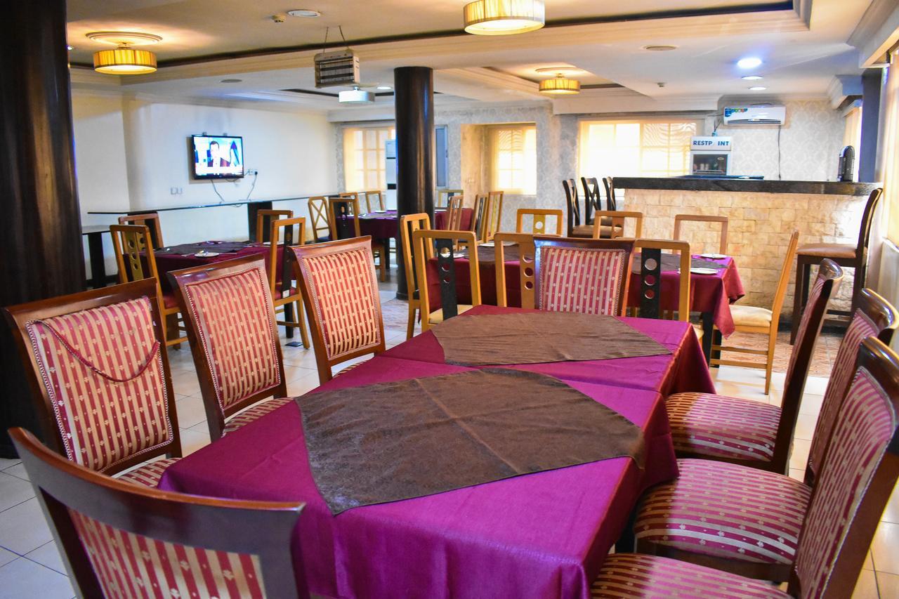 Beni Hotel Lagos Exteriör bild